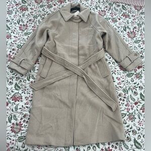 Abercrombie & Fitch Light Tan Trench Coat